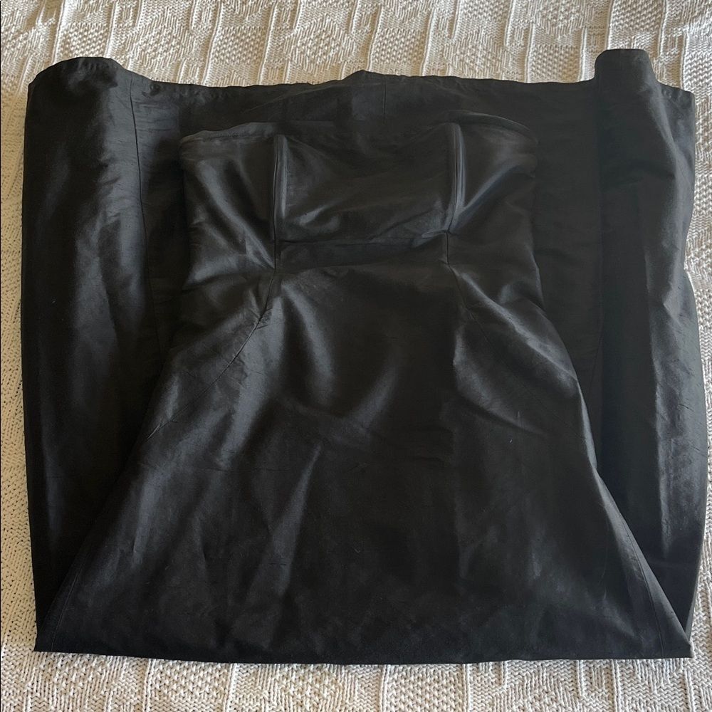 Vintage Silhouettes Currie Bonner Black Strapless Floorlength Dupioni Silk Dress